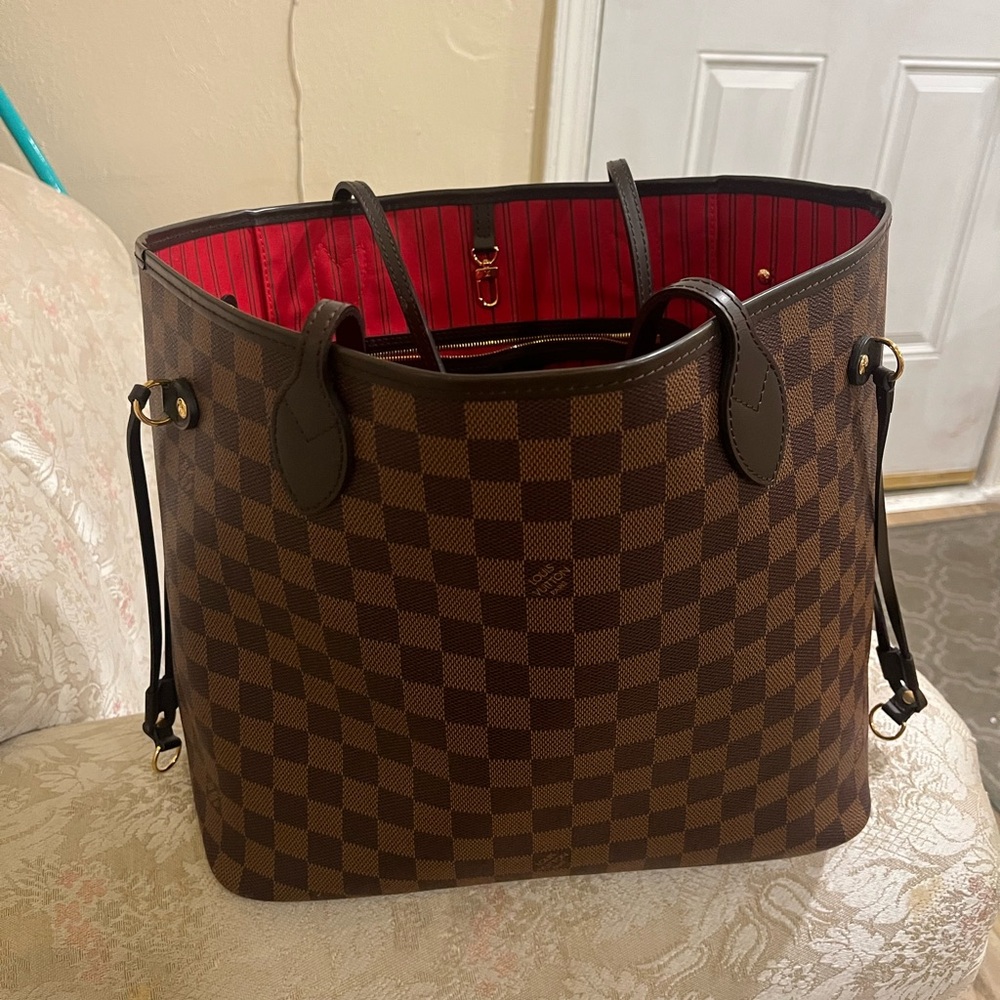 Checkered Tote Bag - Red Interior - Picture 5 of 7
